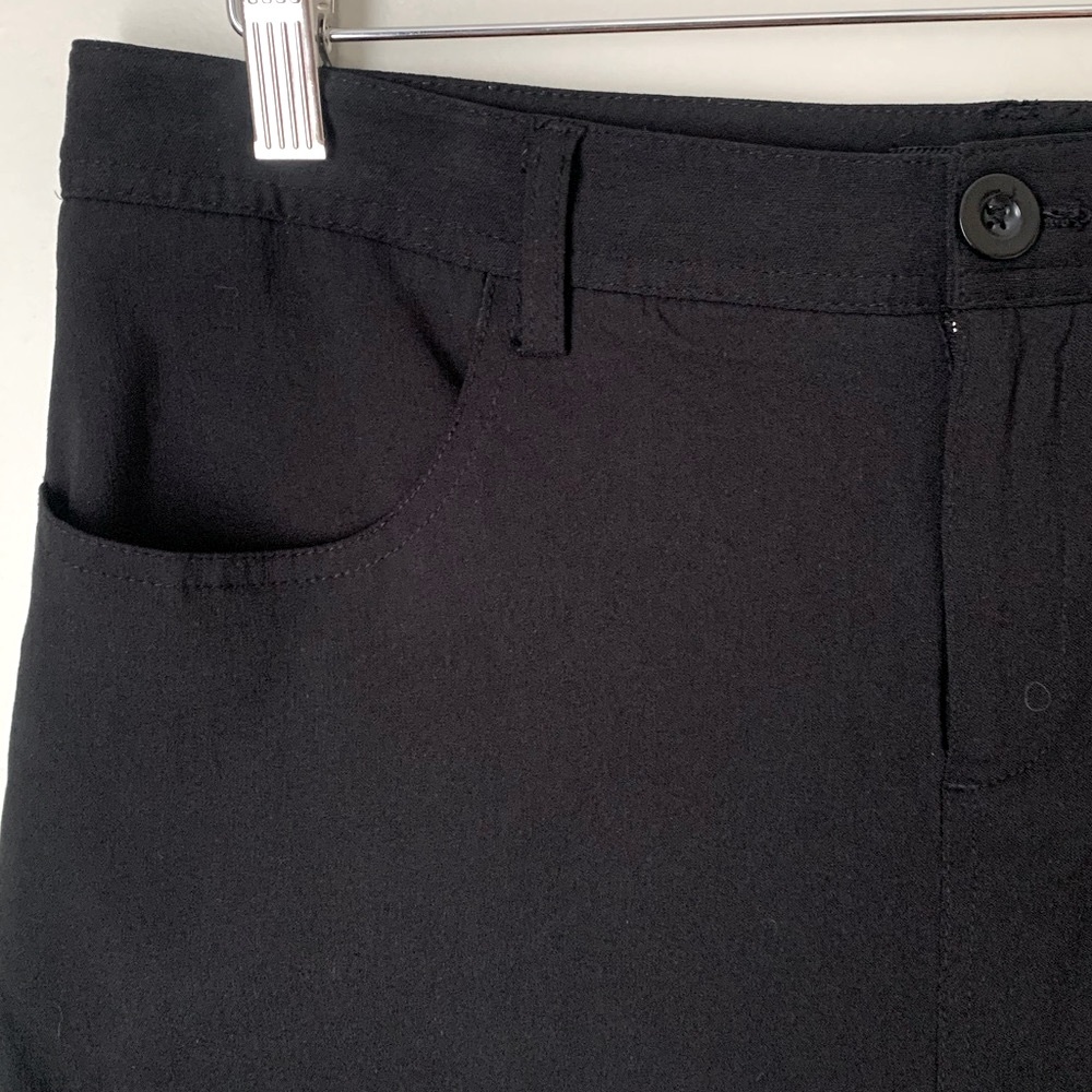 Mario Serrani size M black skort - Picture 4 of 10